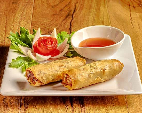 Rouleaux de printemps aux légumes (2 pcs)